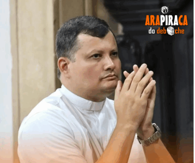 Padre cai em forro some e causa preocupação a paroquianos.